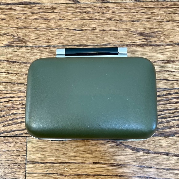 Diane Von Furstenberg Gold Metallic Evening Clutch - Picture 10 of 12